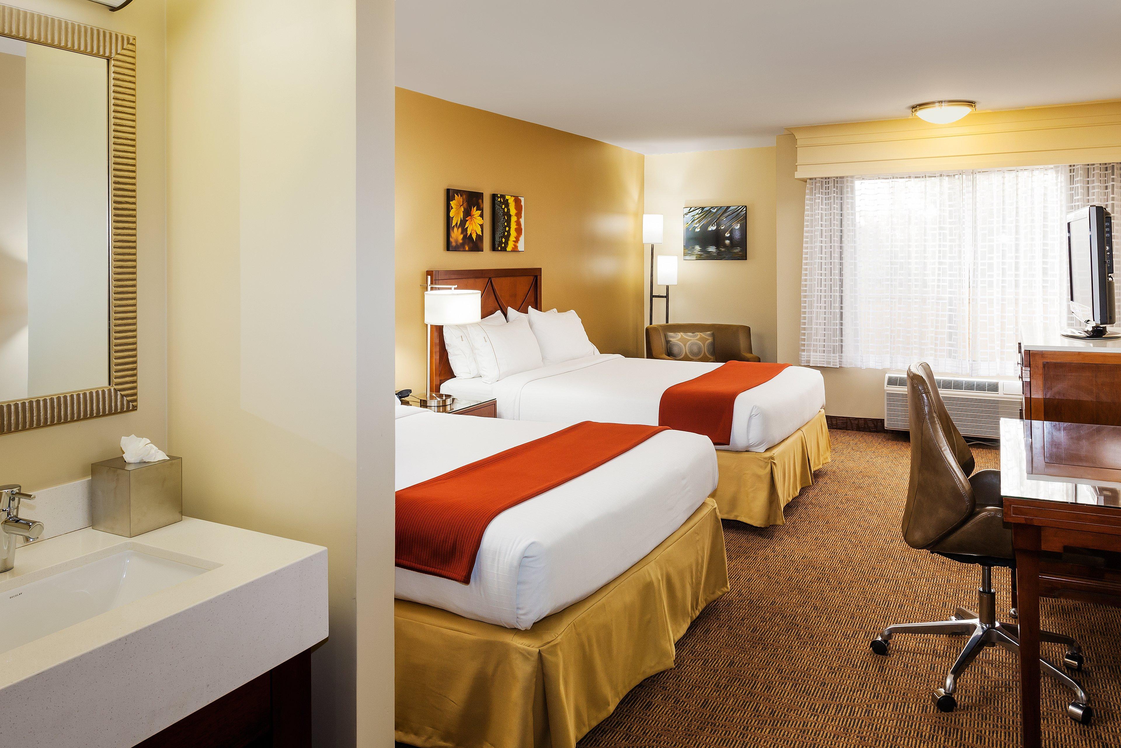 Holiday Inn Express Simi Valley By Ihg Экстерьер фото